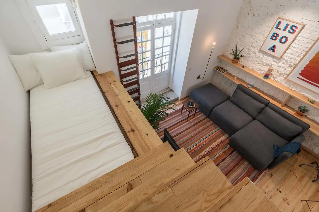 Apartamento Com Varanda, Muito Central, Ttl333 Лиссабон 0*,